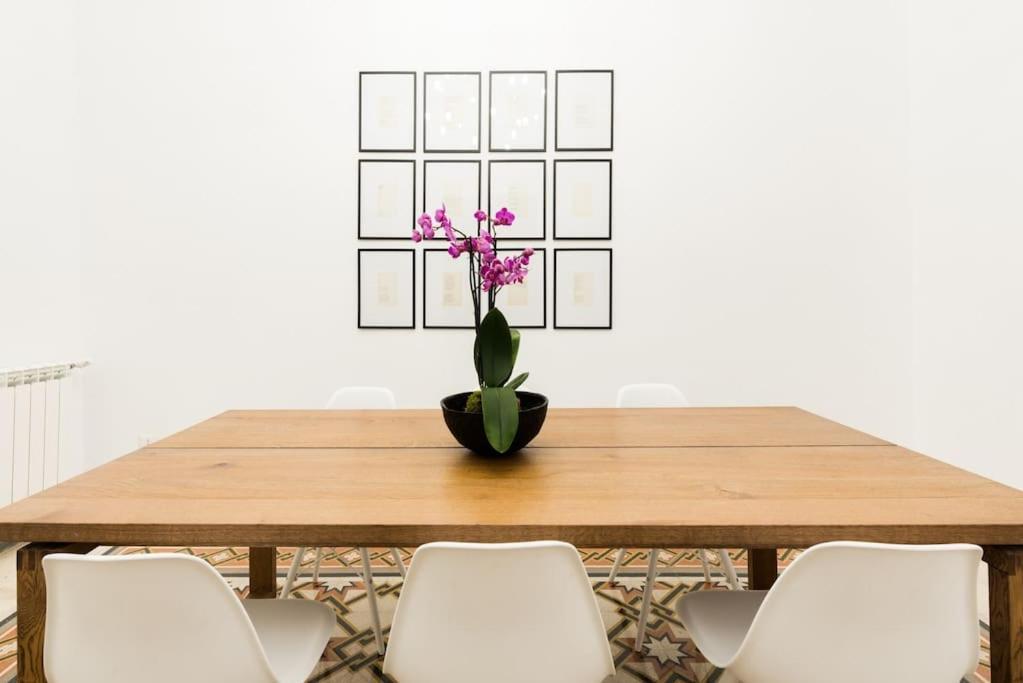 Modern Comfort, Poetic Charm Rome Luaran gambar