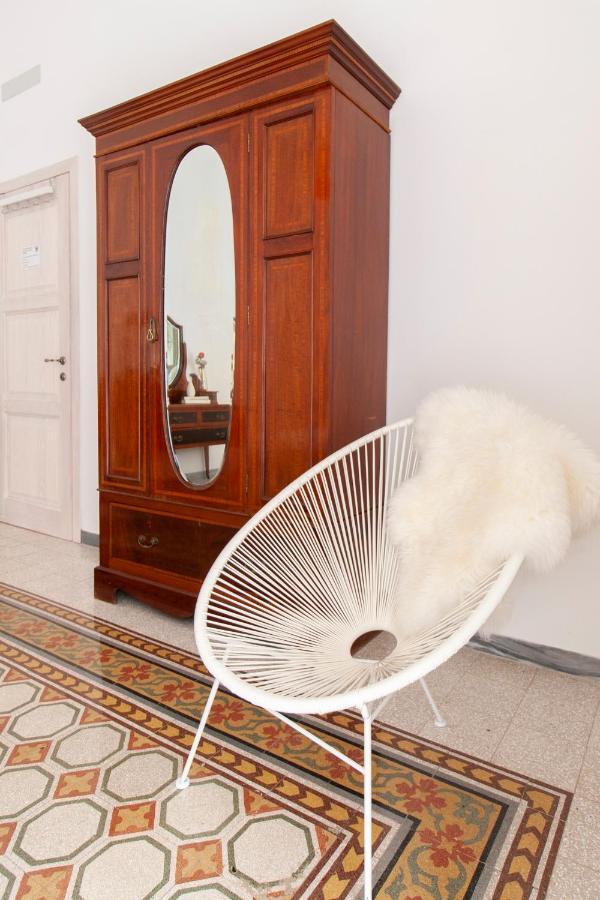 Modern Comfort, Poetic Charm Rome Luaran gambar